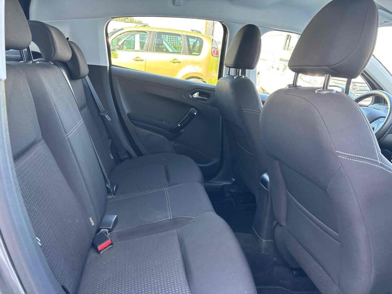 PEUGEOT 208 1.2 110 TECH EDITION 5P