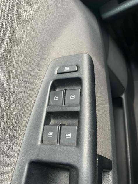 VOLKSWAGEN POLO idéal jeune permis ou ville