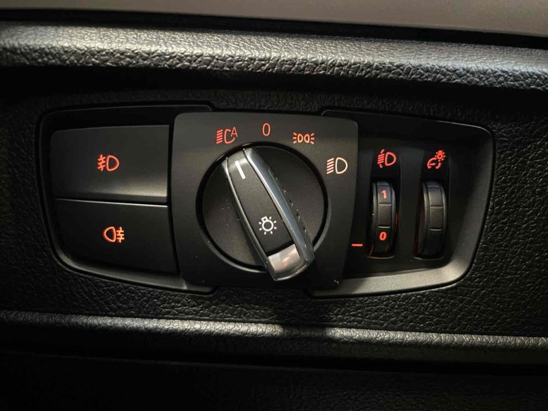 BMW SERIE 1 F20 118D PACK HARMAN KARDON 