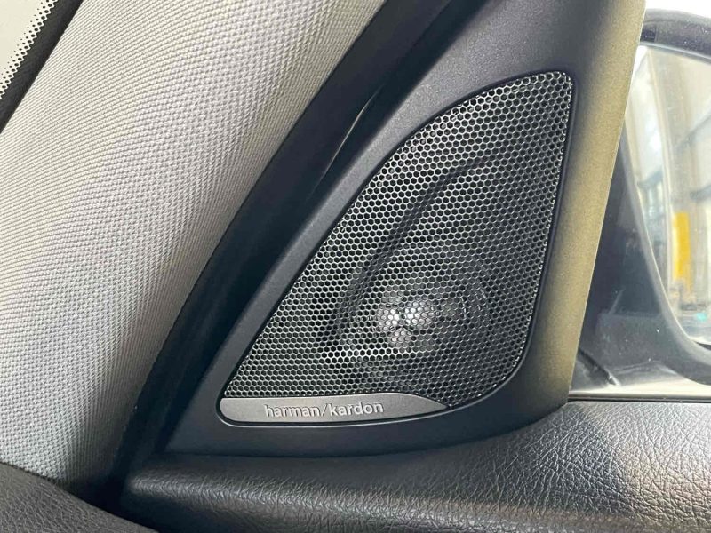 BMW SERIE 1 F20 118D PACK HARMAN KARDON 