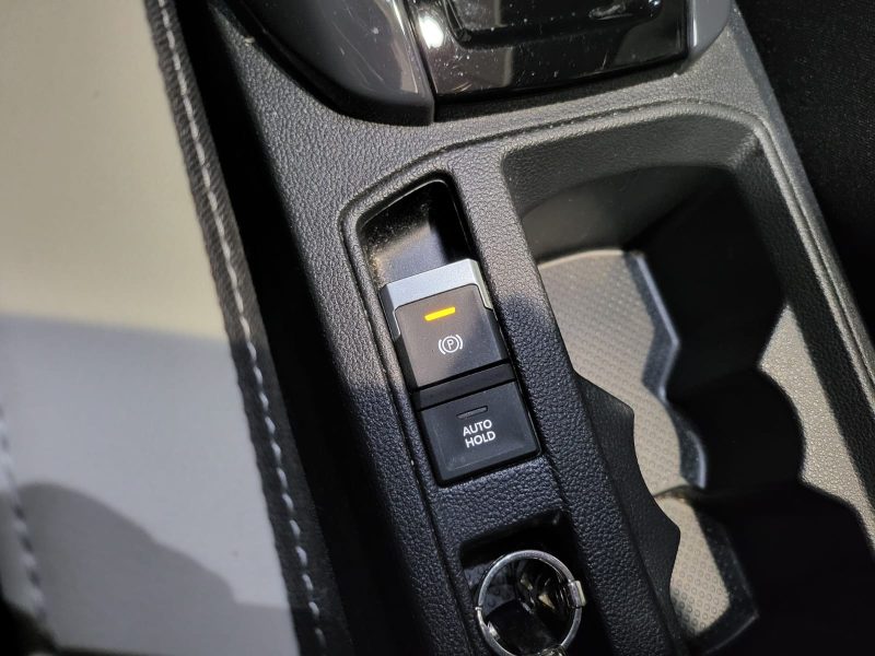 VOLKSWAGEN T-ROC 1.5 TSI 150 CV DSG7 CARAT CAMERA / TOIT OUVRANT / APPLE CARPLAY