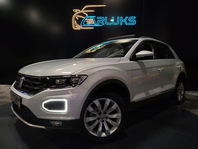 VOLKSWAGEN T-ROC 1.5 TSI 150 CV DSG7 CARAT CAMERA / TOIT OUVRANT / APPLE CARPLAY