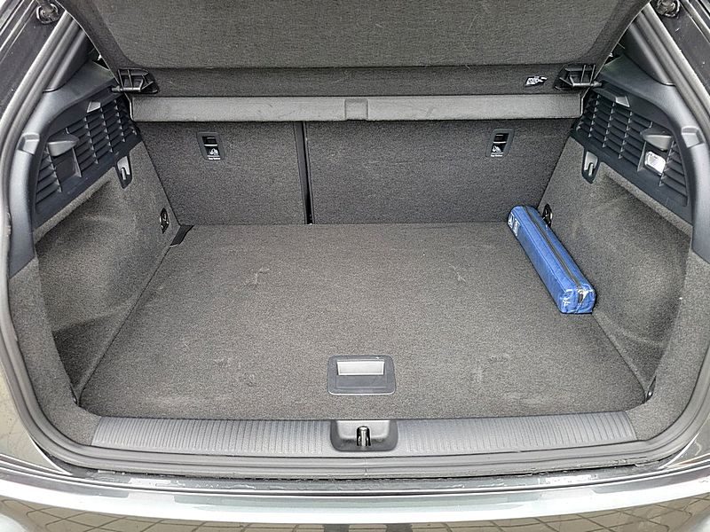 AUDI Q2 35 TFSI 150CH S TRONIC 7 S-LINE