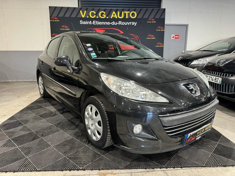 PEUGEOT 207 2010