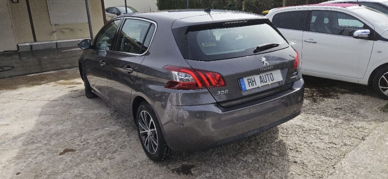 PEUGEOT 308 II 