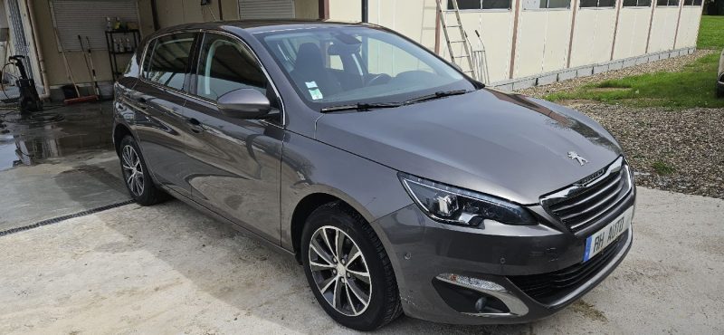 PEUGEOT 308 II 