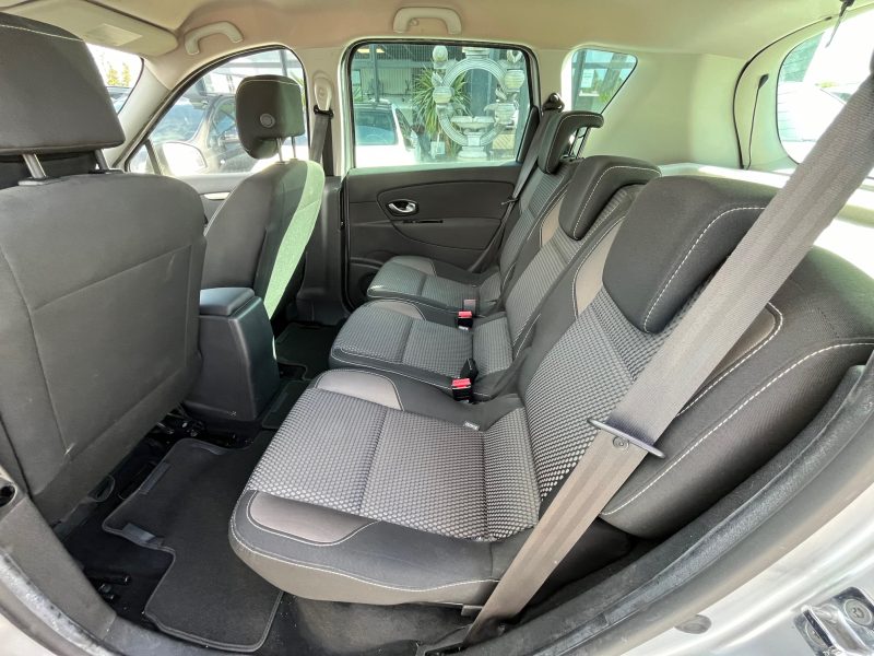 RENAULT SCENIC III XMOD 1.5 DCI 110CH BUSINESS EDC