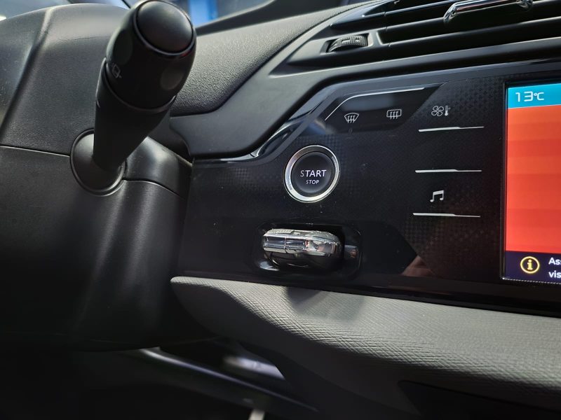 CITROEN C4 PICASSO 1.2 PureTech 110cv LIVE /CAMERA+1ER MAIN+ENTRETIEN CITROEN/