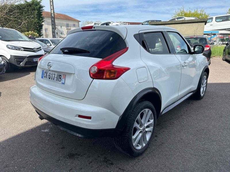 NISSAN JUKE 2012