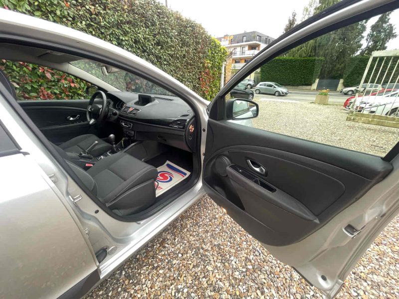 RENAULT MEGANE III Grandtour 2011 1.5 dCi 110cv