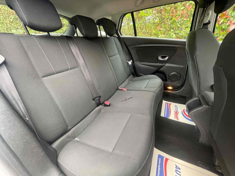 RENAULT MEGANE III Grandtour 2011 1.5 dCi 110cv