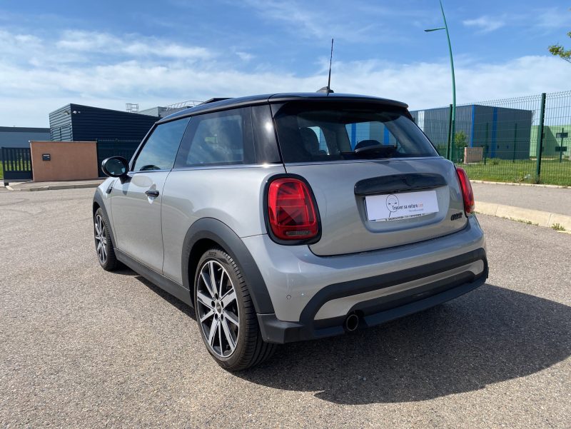 MINI COOPER PREMIUM PLUS 1.5 L 136 ch Toit ouvrant