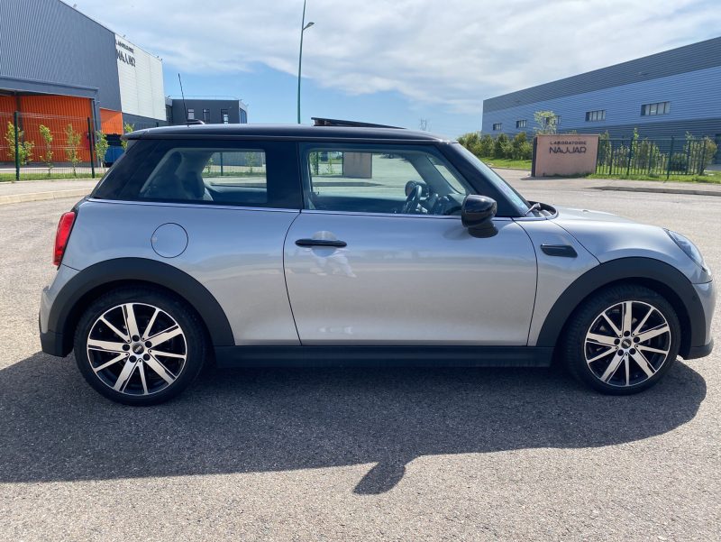 MINI COOPER PREMIUM PLUS 1.5 L 136 ch Toit ouvrant