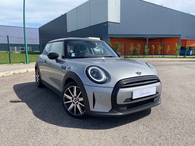MINI COOPER PREMIUM PLUS 1.5 L 136 ch Toit ouvrant