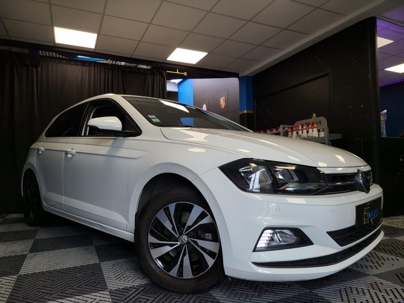 VOLKSWAGEN POLO VI 1.6 TDI 80cv CONFORTLINE BUSINESS/ CARPLAY / RADAR AV AR