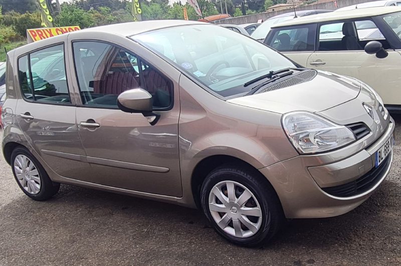 RENAULT MODUS / GRAND MODUS 2011