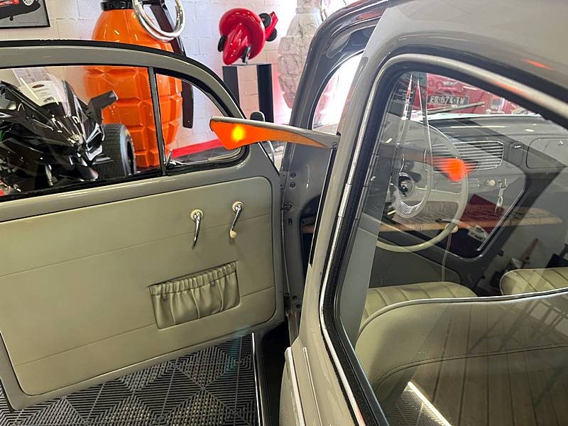 VOLKSWAGEN COCCINELLE  Ovale 1956