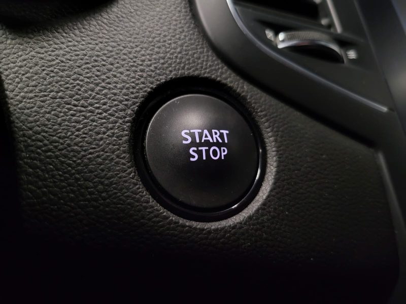 RENAULT MEGANE IV 1.3 TCe 140Cv INTENS /CAMERA+CARPLAY+MAIN LIBRE+LUMIERE D'AMBIANCE/