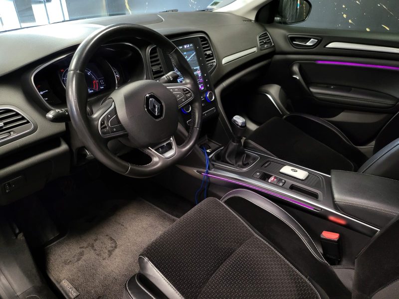 RENAULT MEGANE IV 1.3 TCe 140Cv INTENS /CAMERA+CARPLAY+MAIN LIBRE+LUMIERE D'AMBIANCE/