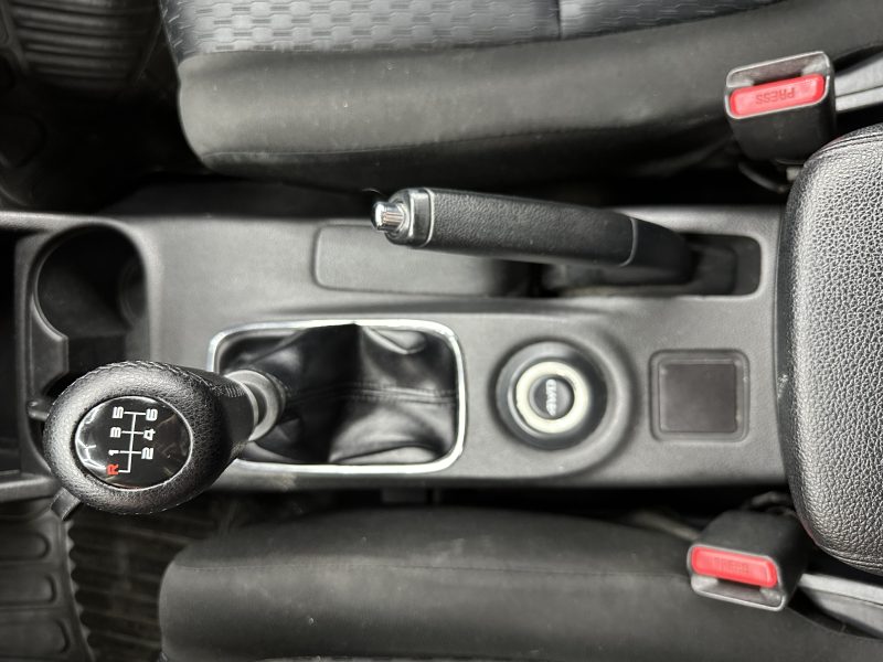 MITSUBISHI OUTLANDER 2012