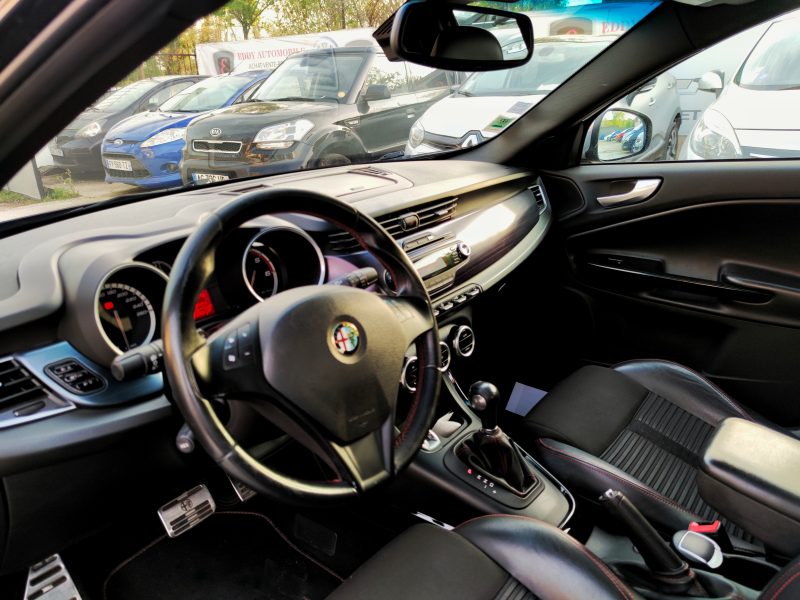 ALFA ROMEO GIULIETTA 2012