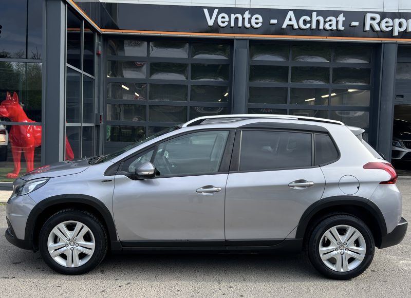 PEUGEOT 2008 PHASE 2 SIGNATURE 1.2 110 Cv PREMIERE MAIN / 2.463 Kms APPLE & ANDROID - GARANTIE 1 AN