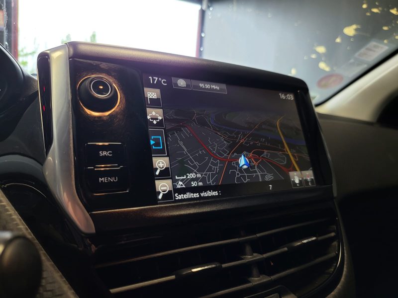 PEUGEOT 2008 1.2 PureTech 110cv ACTIVE / GPS+REGULATEUR+LIMITEUR+COURROIE DE DISTRIBUTION A JOUR/