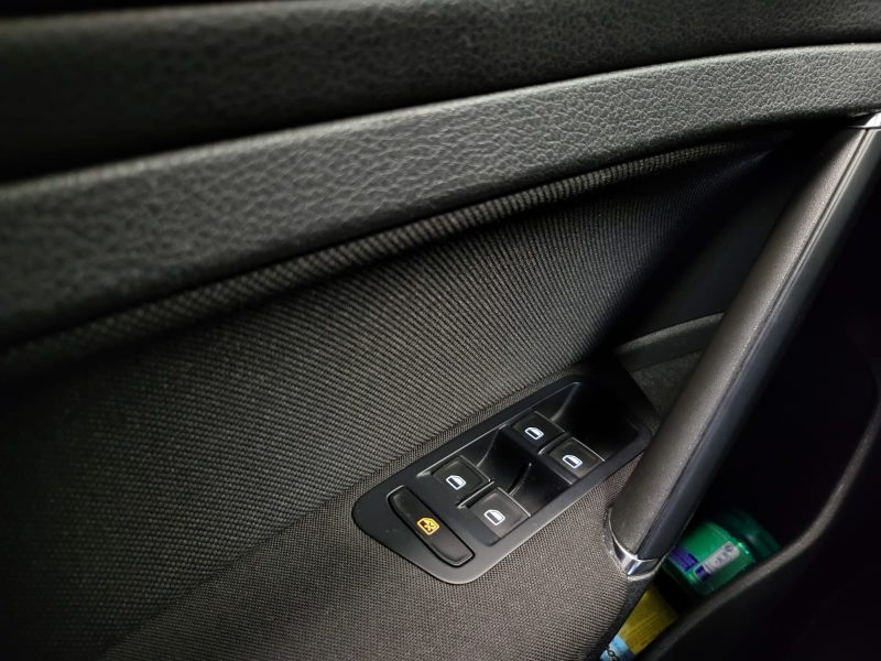 VOLKSWAGEN GOLF VII 2.0 GTD 184cv /SIEGE CHAUFFANT+ENTRETIEN COMPLET+GPS/