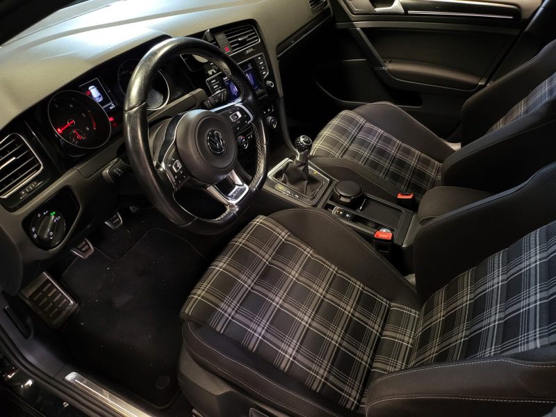 VOLKSWAGEN GOLF VII 2.0 GTD 184cv /SIEGE CHAUFFANT+ENTRETIEN COMPLET+GPS/