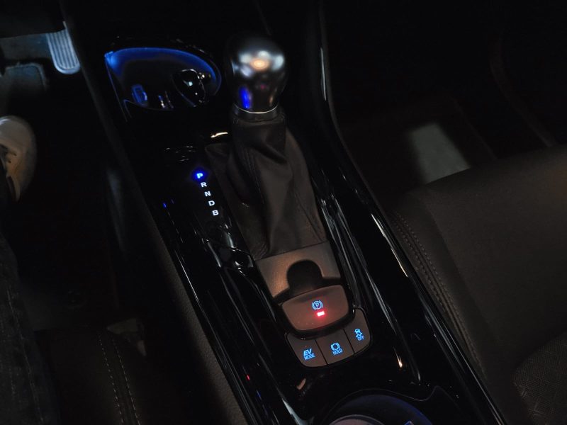 TOYOTA C-HR Hybrid 1.8 VVT-i 122cv Dynamic Boîte Auto CVT