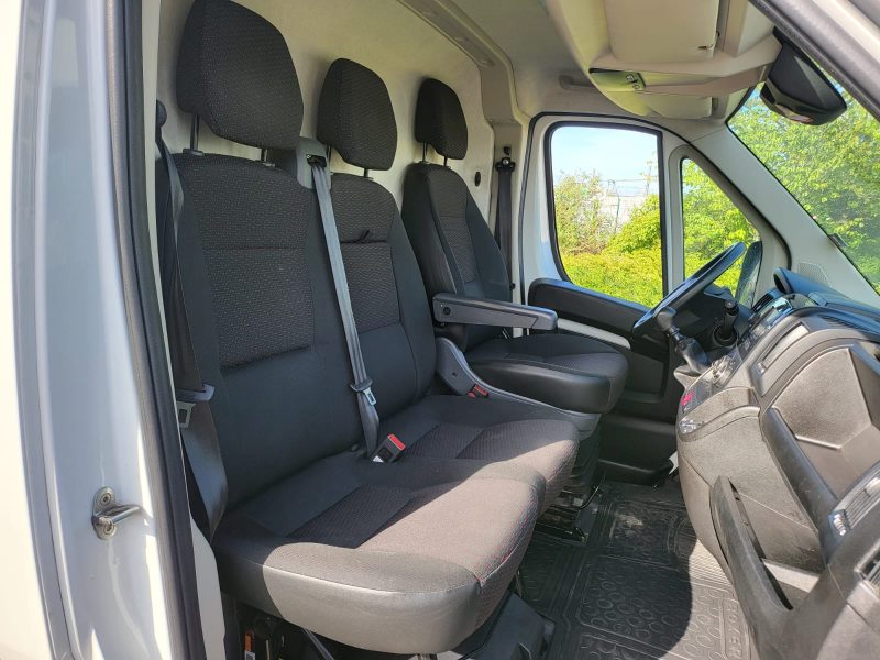 PEUGEOT BOXER L4H2 2.2 BlueHDi 165cv Premium BVM6 / CAMERA DE RECUL/GPS/BLUETOOTH/RADAR-AR