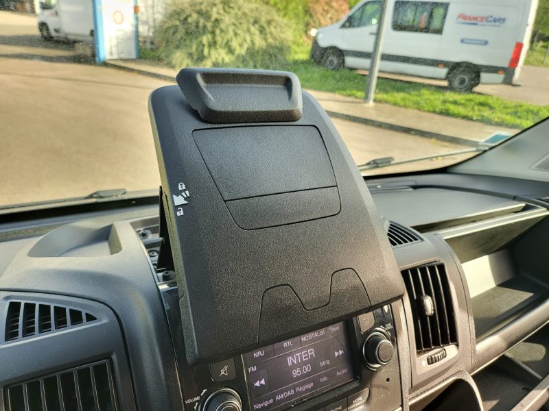 PEUGEOT BOXER L4H2 2.2 BlueHDi 165cv Premium BVM6 / CAMERA DE RECUL/GPS/BLUETOOTH/RADAR-AR