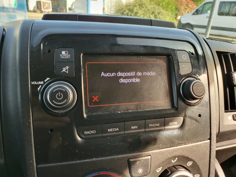 PEUGEOT BOXER L4H2 2.2 BlueHDi 165cv Premium BVM6 / CAMERA DE RECUL/GPS/BLUETOOTH/RADAR-AR