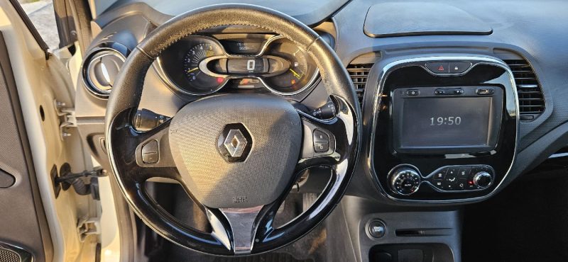 RENAULT CAPTUR II 