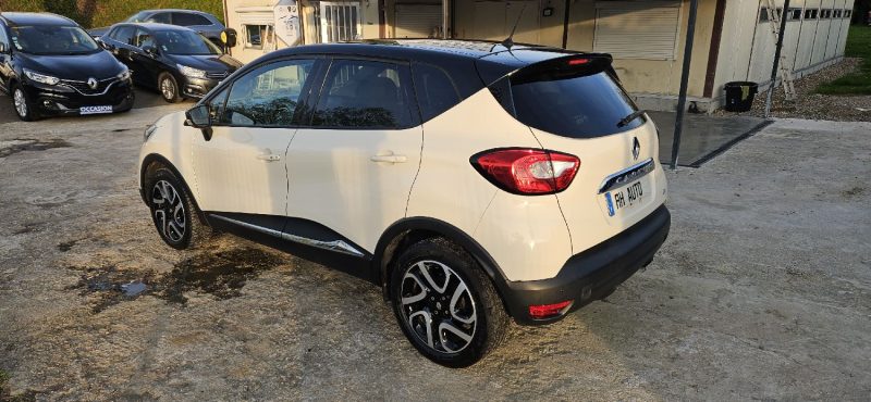 RENAULT CAPTUR II 