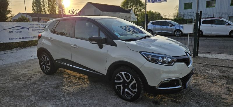 RENAULT CAPTUR II 