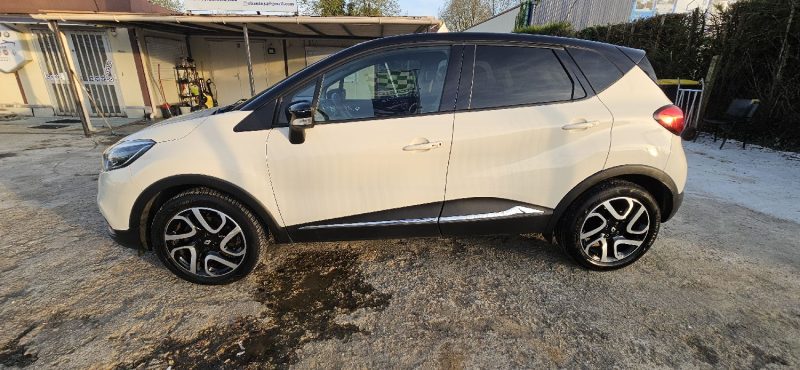 RENAULT CAPTUR II 