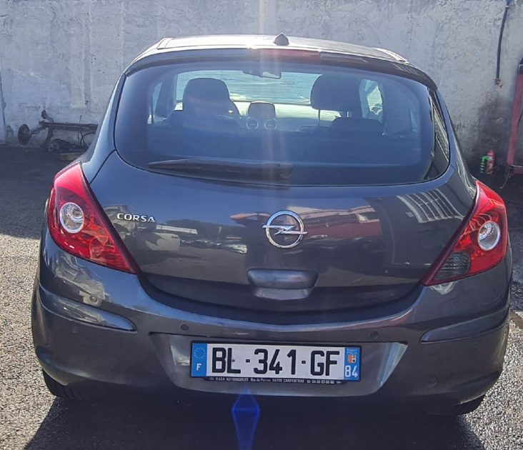 OPEL CORSA 2011