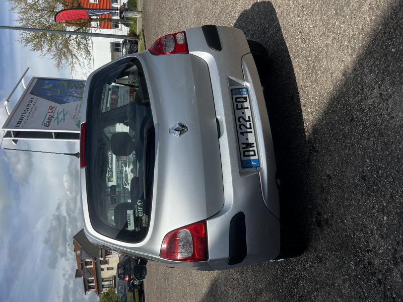 RENAULT TWINGO II 2008