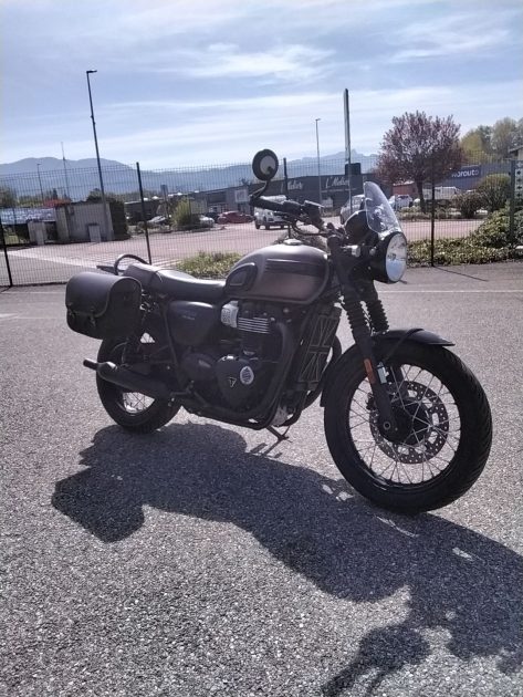 TRIUMPH BONNEVILLE T100 BLACK 2019