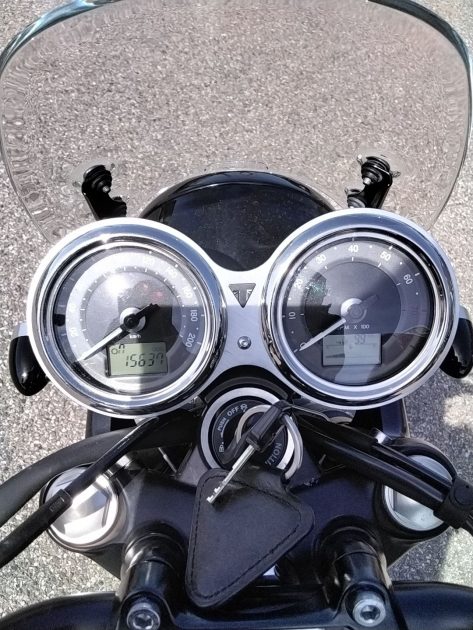 TRIUMPH BONNEVILLE T100 BLACK 2019