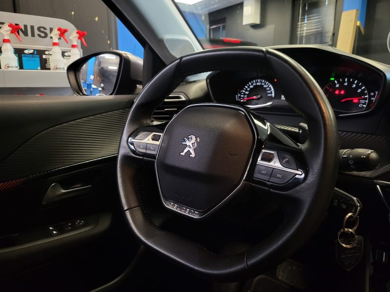 PEUGEOT 208 II 1.2 PureTech 100 Cv  _ CAMERA DE RECUL _ CARPLAY _ MAINTIEN DE VOIE