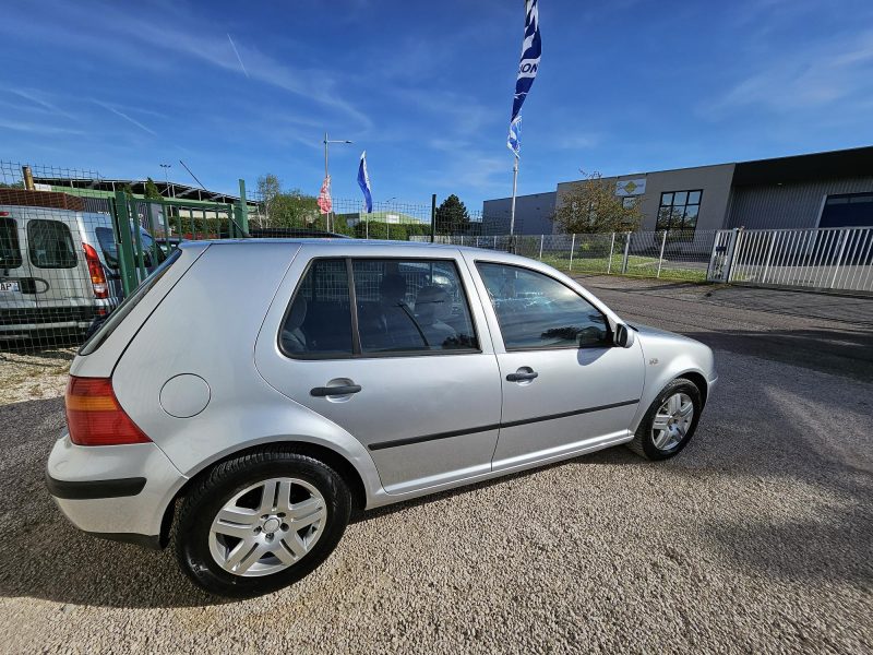 VOLKSWAGEN GOLF IV 2002