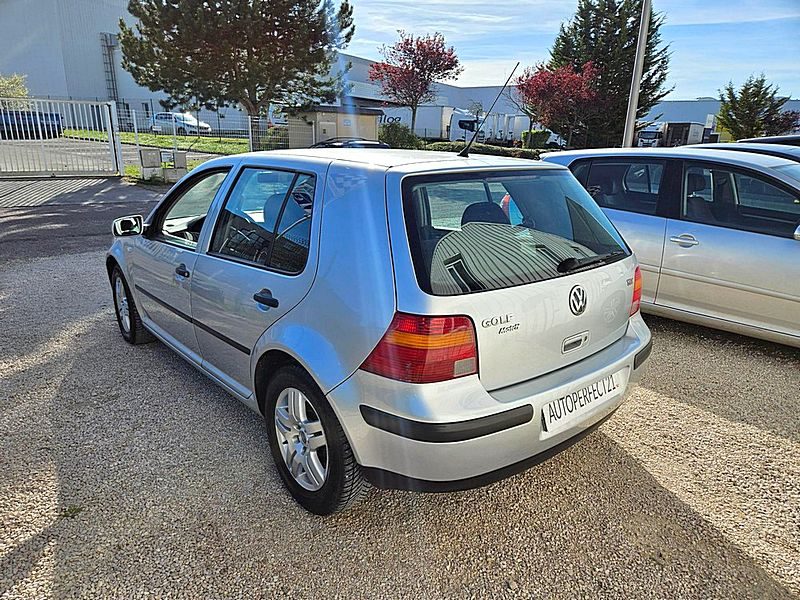 VOLKSWAGEN GOLF IV 2002