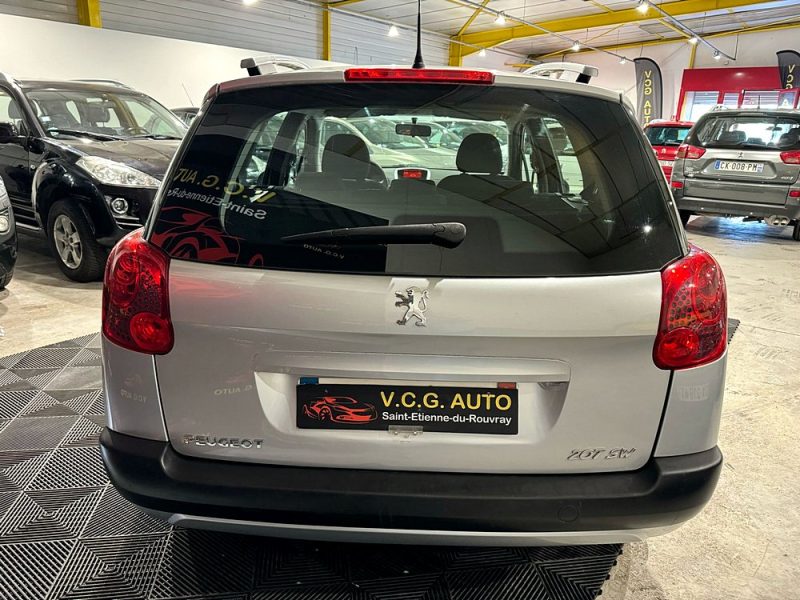 PEUGEOT 207 SW 2011