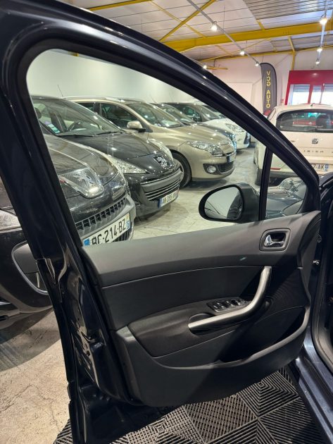 PEUGEOT 308 SW I 2012