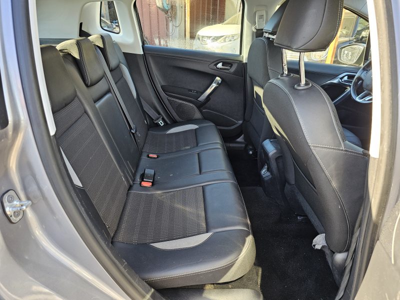 PEUGEOT 2008  1.6 HDI 92 CH BLUE LION 