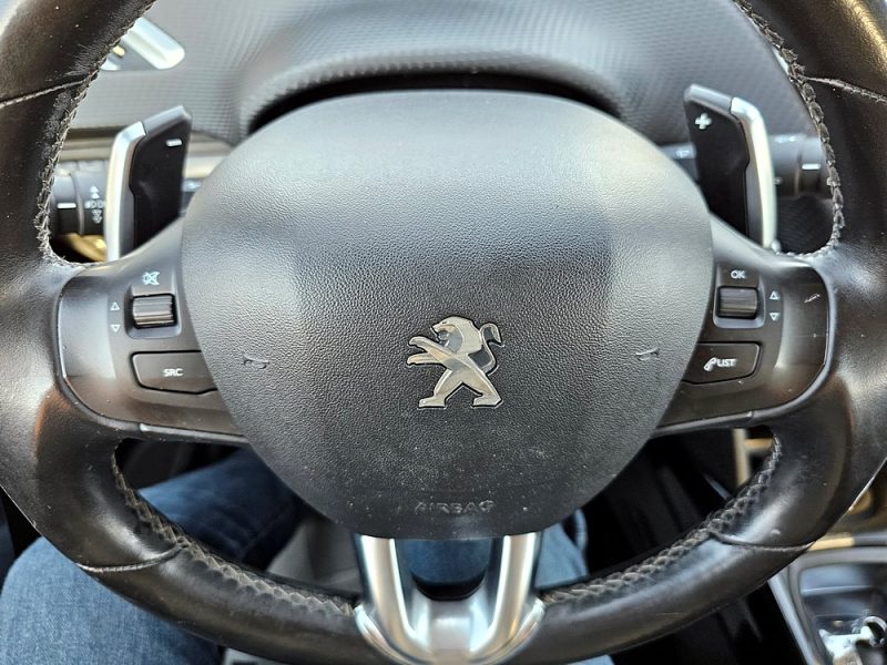 PEUGEOT 2008  1.6 HDI 92 CH BLUE LION 