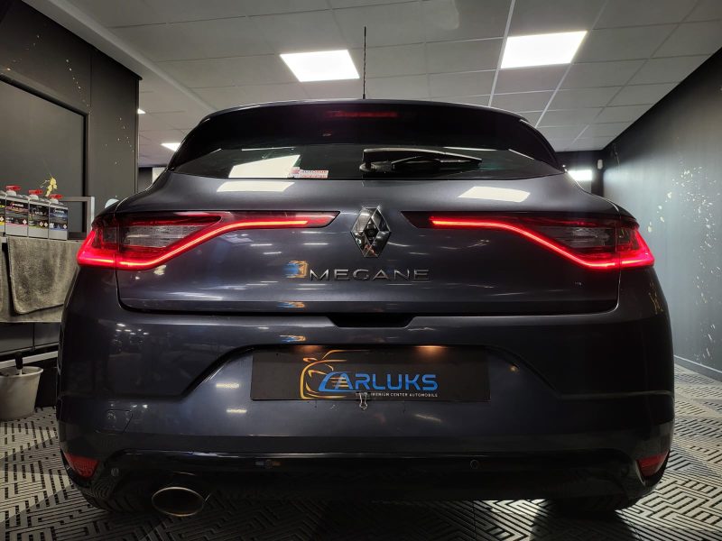 RENAULT MEGANE IV 1.3 TCE 140cv EDC7 INTENS / CAMERA DE RECUL / LUMIERE D'AMBIANCE / KEYLESS GO