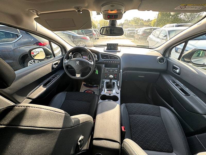 PEUGEOT 3008 HDI 120 ALLURE